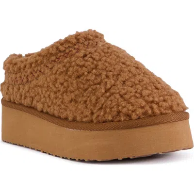 Azalea Wang Damari Faux Shearling Slipper In Chestnut