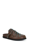 Azalea Wang Flair Studded Clog In Brown