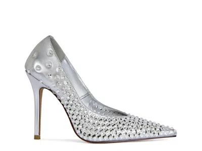 Azalea Wang Naos Pump In Gray