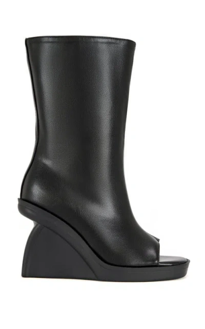 Azalea Wang Nolia Wedge Bootie In Black