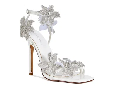Azalea Wang Romi Sandal In White