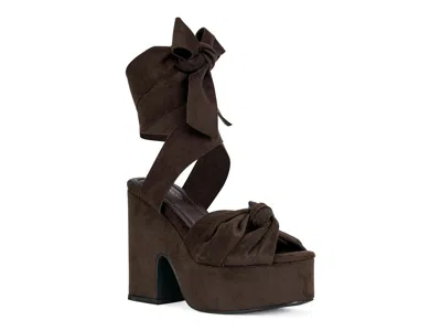 Azalea Wang Saki Platform Sandal In Brown