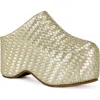 Azalea Wang Teatree Platform Clog In Gold