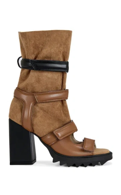 Azalea Wang Thierry Block Bootie In Brown