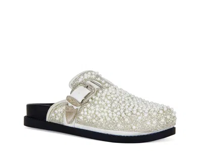 Azalea Wang Virgile Clog In White