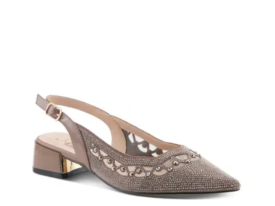 Azura Pretigurl Pump In Brown