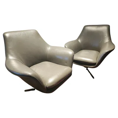 Pre-owned B & B Italia Pair Of Mid Century Modern Italian Grey Leather Swiveling Lounge Chairs In Gray