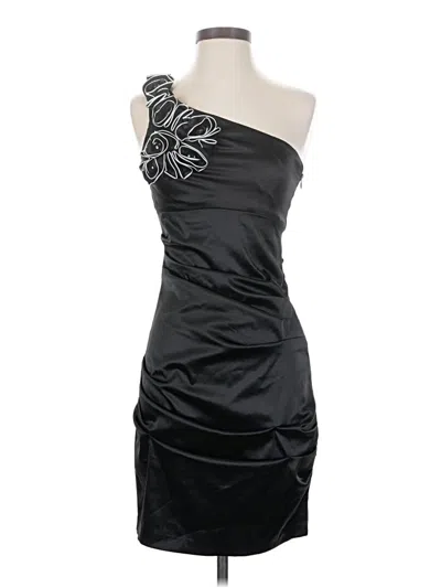 Pre-owned B Darlin Cocktail Dress In Black