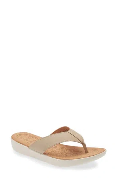 B O C By Børn Aimee Thong Sandal In White