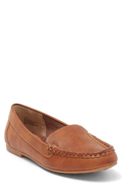 B O C Jana Moccasin Loafer In Tan