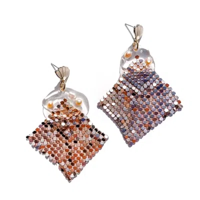 Babaloo Jewelry Women's Gold / Neutrals Suspended Pearl Earrings