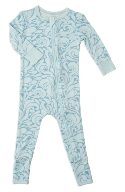 Baby Grey By Everly Grey Print Footie In Waves