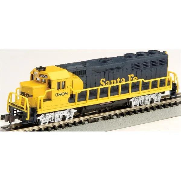 Vintage HO Scale Bachmann Santa Fe GP40 Locomotive & Caboose (24-725