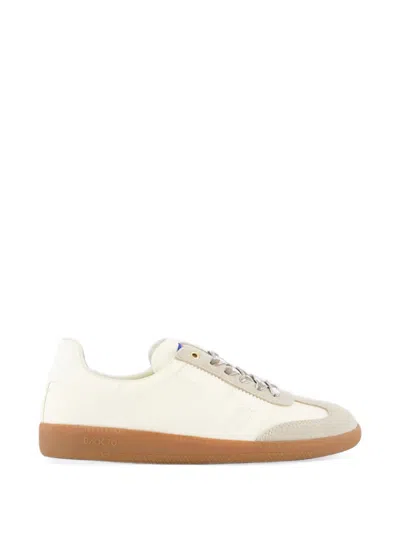 Back 70 Ghost 20 Sneakers In White