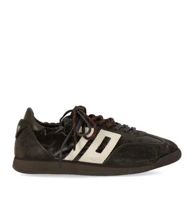 Back70 Rocket Velvet Taupe Sneaker In Brown