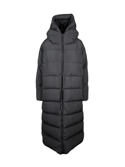 Bacon Grey Polyester Cloud Down Jacket In Black