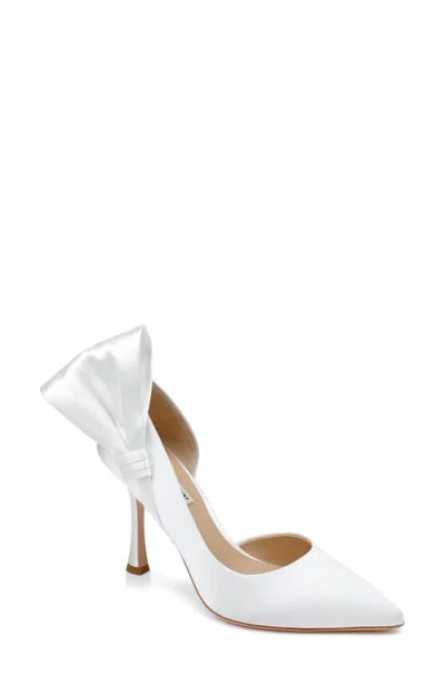 Badgley Mischka Alejandra Pumps White Satin