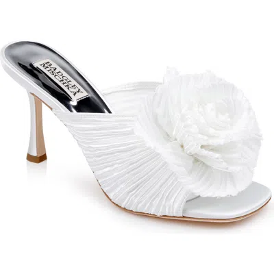 Badgley Mischka Collection Blythe Slide Sandal In White