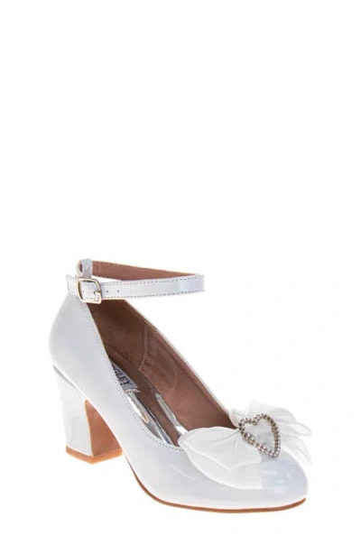 Badgley Mischka Collection Kids' Ankle Strap Pump In White