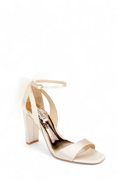 Badgley Mischka Kim Mesh Bow Block Heel In Ivory In Multi