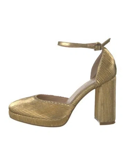 Pre-owned Badgley Mischka Pumps In Gold/metallic