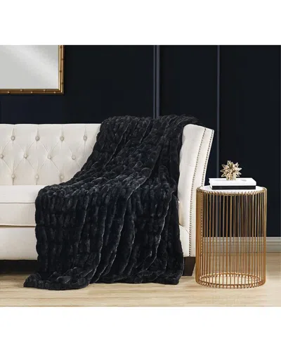 Badgley Mischka Ruched Throw In Black