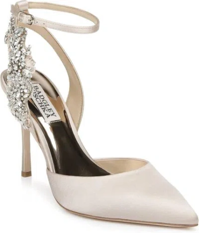 Pre-owned Badgley Mischka Women's Blanca Pump In Nude Satin
