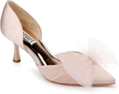 Pre-owned Badgley Mischka Women's Festive Pump In Soft Blush
