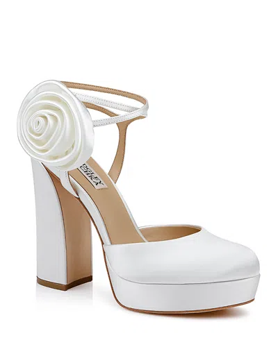 BADGLEY MISCHKA WOMEN'S JANESSA PLATFORM PUMPS