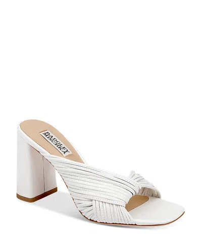 Badgley Mischka Women's Winslow Slides In White