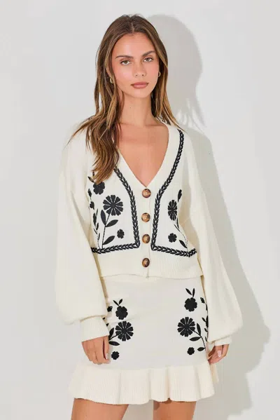 Baevely By Wellmade Embroidered Floral Cardigan In Cream In White