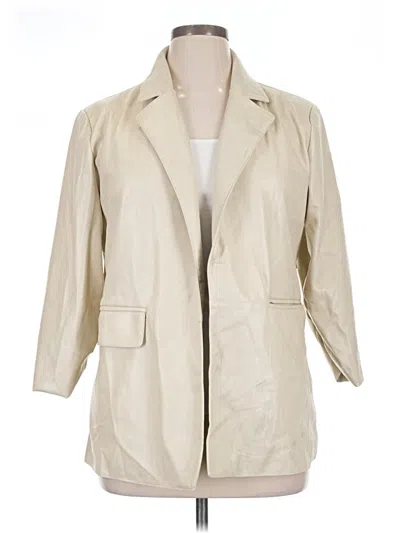 Pre-owned Bagatelle Trenchcoat In Ivory