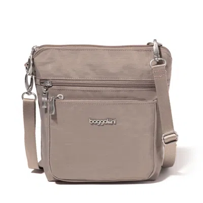Baggallini Modern Pocket Crossbody In Brown