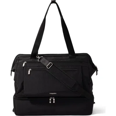 Baggallini Modern Weekender Bag In Black