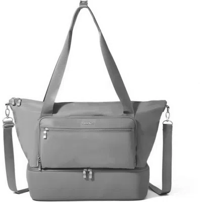 Baggallini Park Ave Weekender Tote In Gray