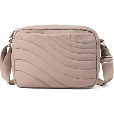 Baggallini Set Wave Crossbody Bag In Brown