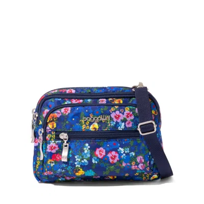 Baggallini Triple Zip Bagg