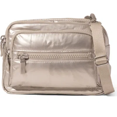 Baggallini Triple Zip Bagg Small Crossbody Bag In Platinum Ecopuff