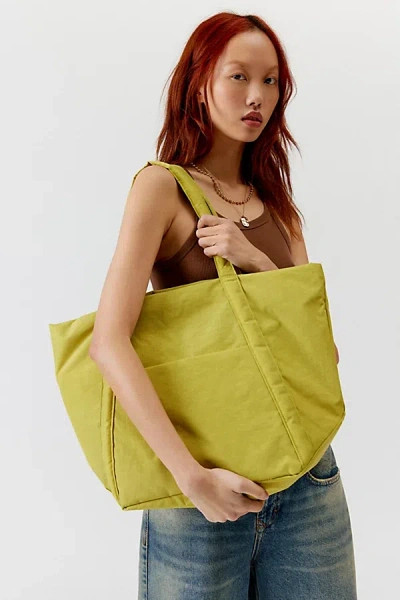 Baggu Cloud Bag In Lemongrass, Women's At Urban Outfitters