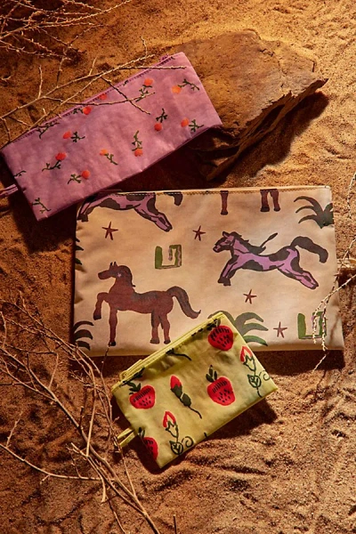 Baggu Flat Pouch Set In Painted Prairie At Urban Outfitters