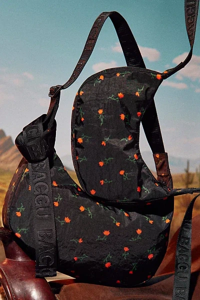 Baggu Medium Nylon Crescent Bag In Painted Wildflower At Urban Outfitters