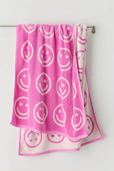 Baggu Reversible Bath Towel In Happy Pink At Urban Outfitters
