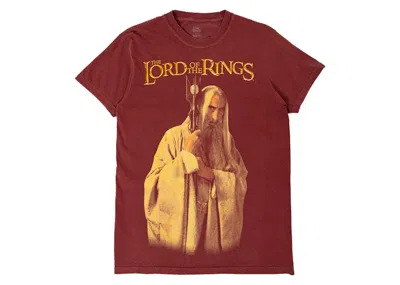 Pre-owned Bait Men's  X Lord Of The Rings Saruman Tee Shirt In Burgundy