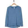 Balance Collection Queeny High-low T-shirt In Blue