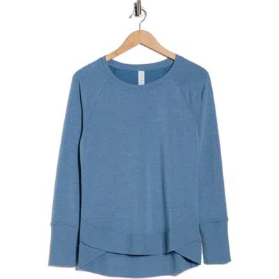 Balance Collection Queeny High-low T-shirt In Blue