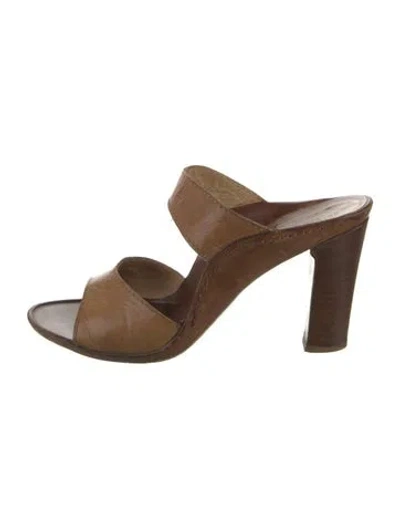 Pre-owned Baldinini Leather Slides In Brown