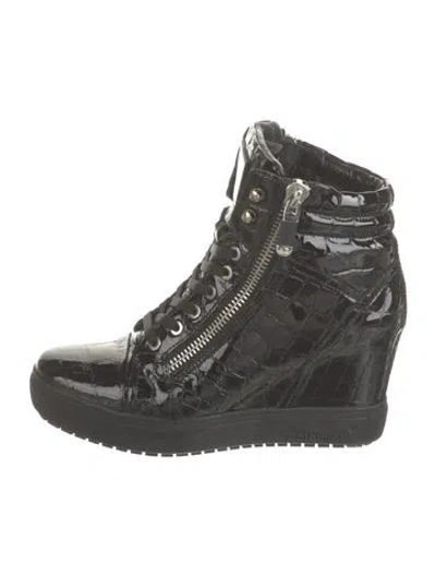 Pre-owned Baldinini Patent Leather Boots In Black