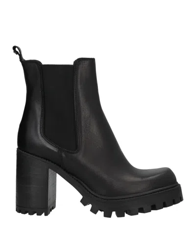 Baldinini Ankle Boots In Black