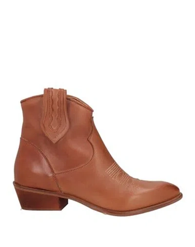 Baldinini Woman Ankle Boots Tan Size 6 Calfskin
