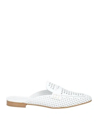 Baldinini Woman Mules & Clogs White Size 6 Leather